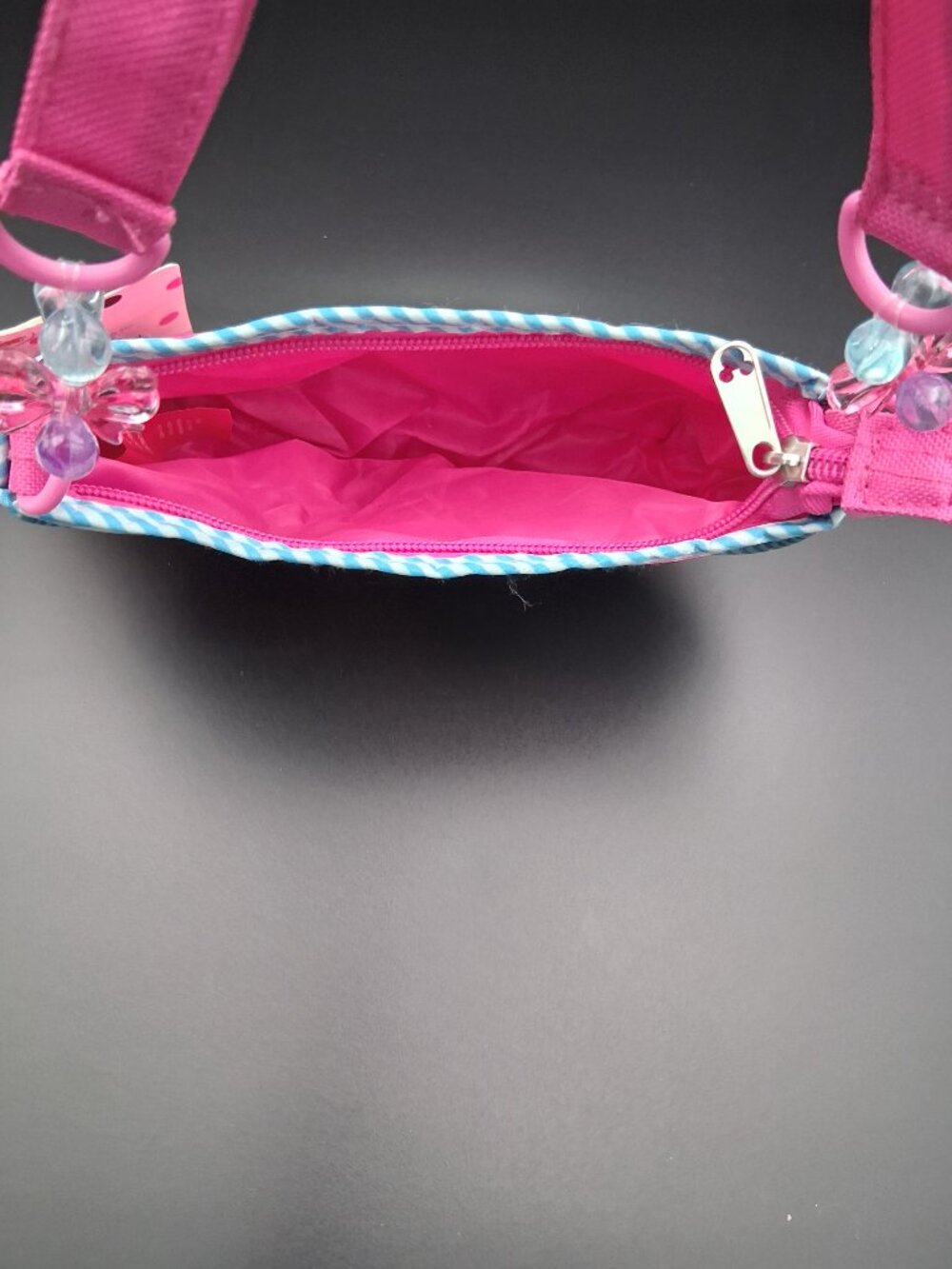 Disney's Minnie Mouse pink girl's purse with 3D graphic. New. Vinyl and canvas - Picture 7 of 9